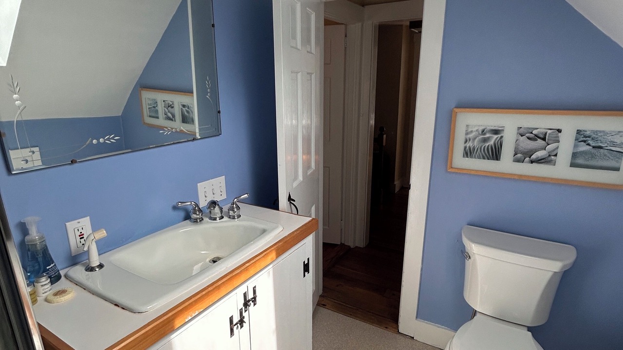 Photo of Bathroom in Pemaquid Beach