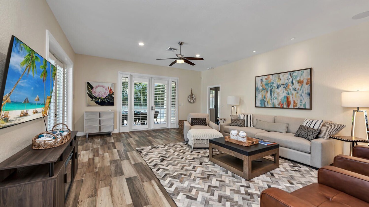 Photo of Livingroom in Naples Park
