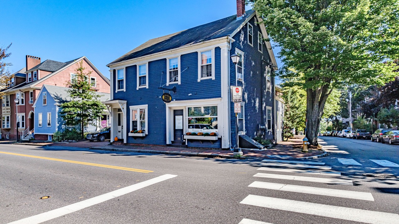 Photo of Outdoor in West End
