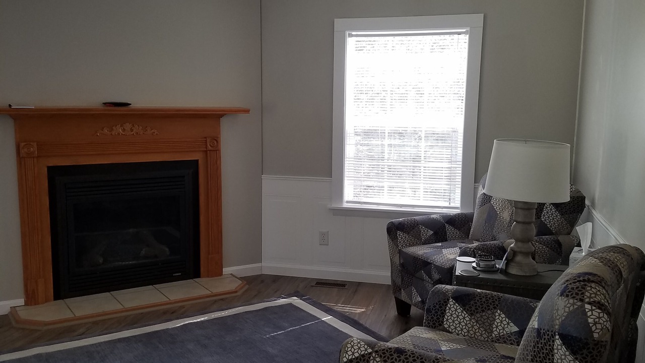 Photo of Livingroom in Ellsworth