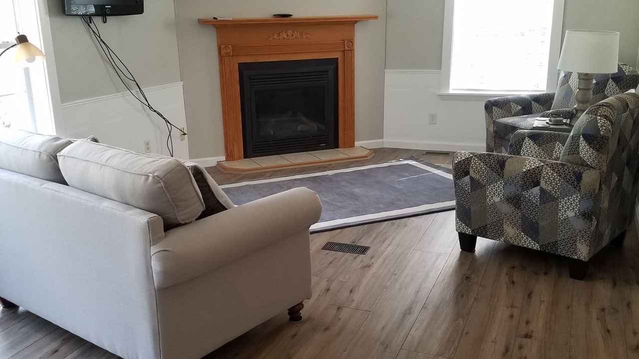 Photo of Livingroom in Ellsworth