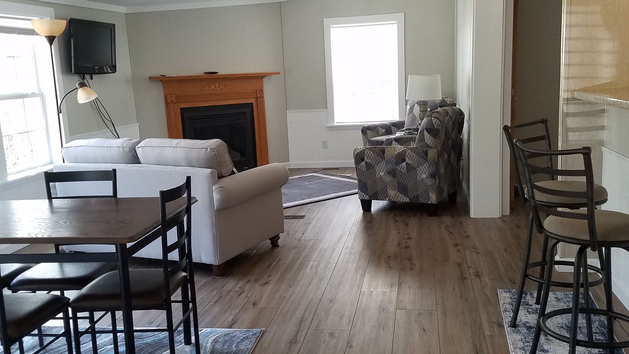 Photo of Livingroom in Ellsworth