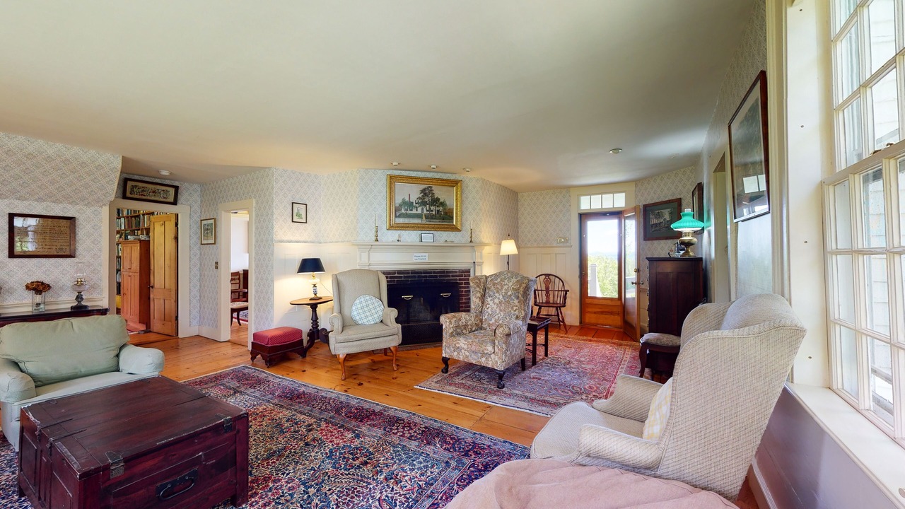 Photo of Livingroom in Paris Hill