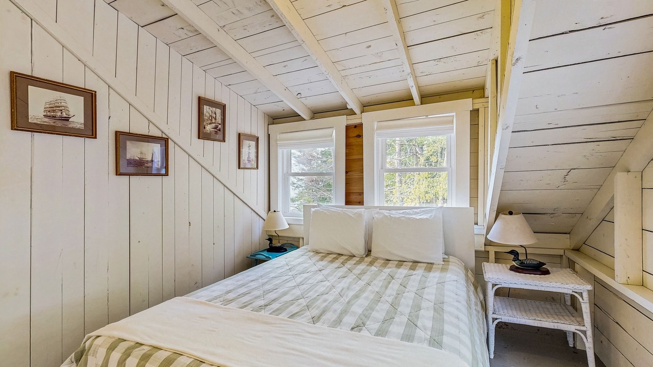 Photo of Bedroom in Boothbay Harbor