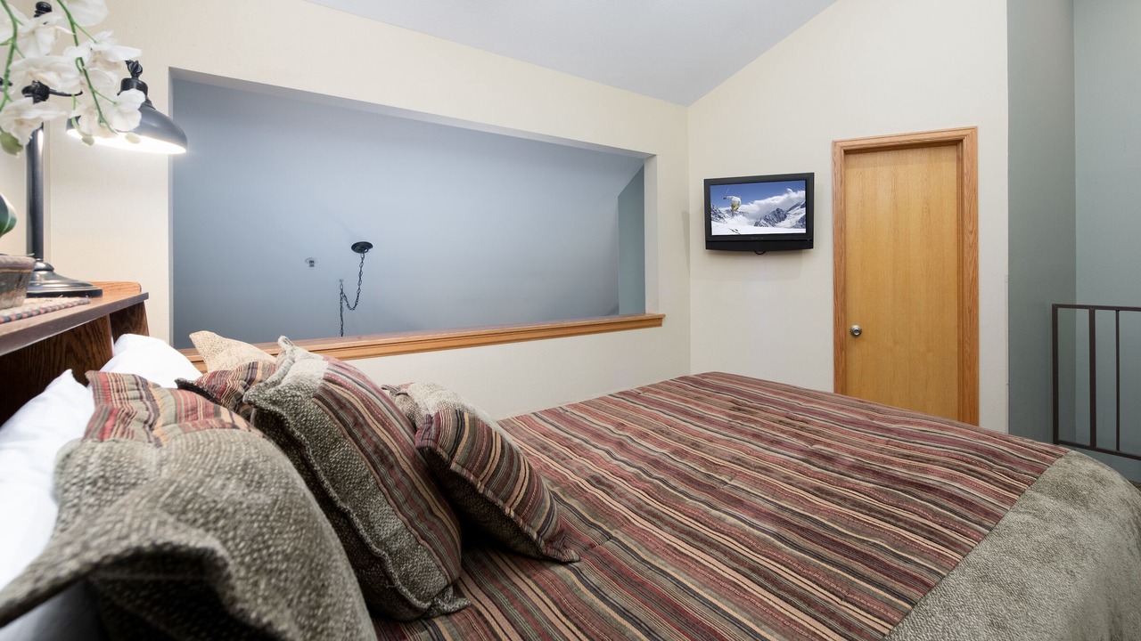 Photo of Bedroom in Historic District
