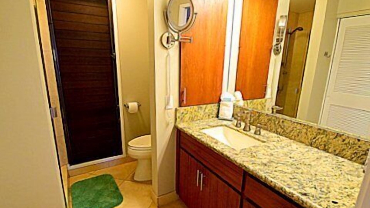 Photo of Bathroom in Wailea