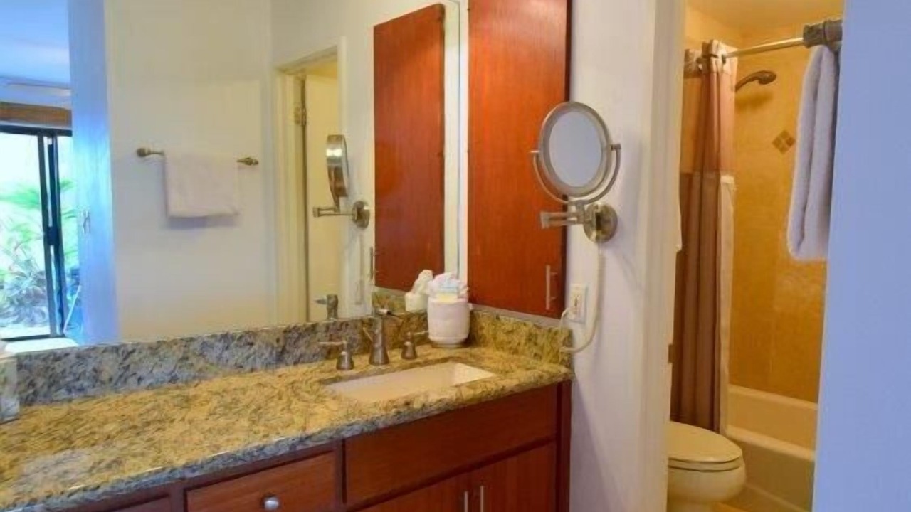 Photo of Bathroom in Wailea