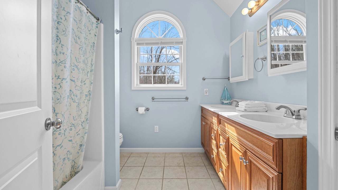 Photo of Bathroom in Burdett
