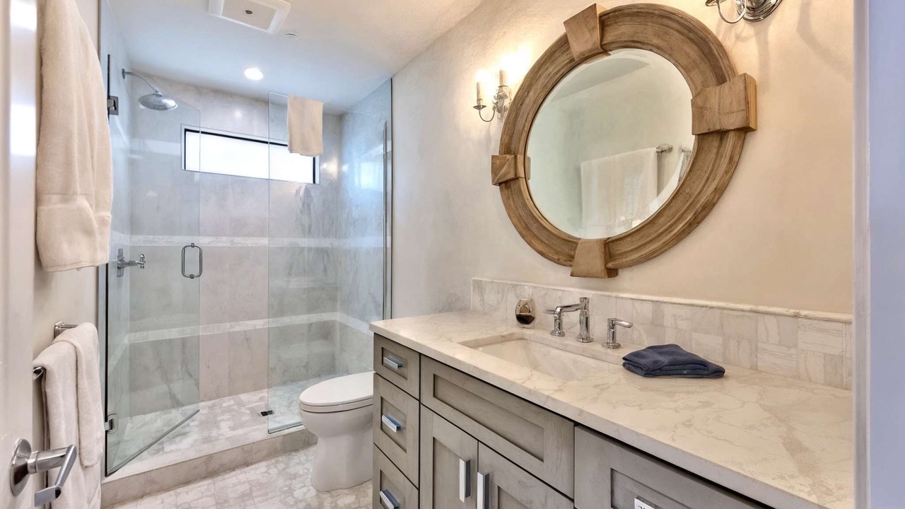 Photo of Bathroom in Naples Park
