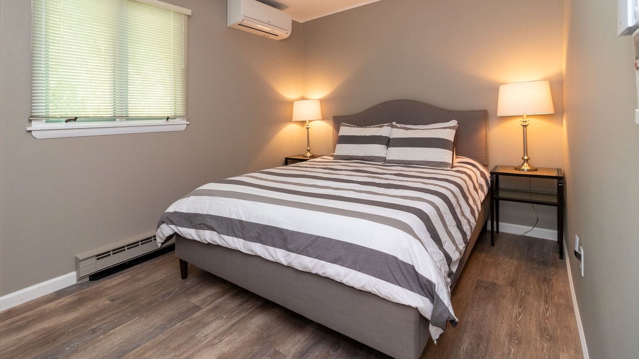 Photo of Bedroom in Hammondsport