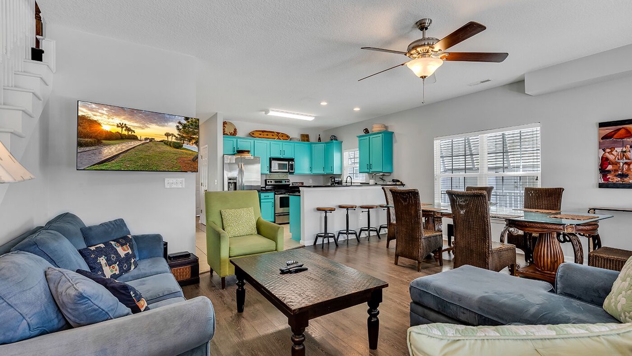 Photo of Livingroom in Surfside Beach