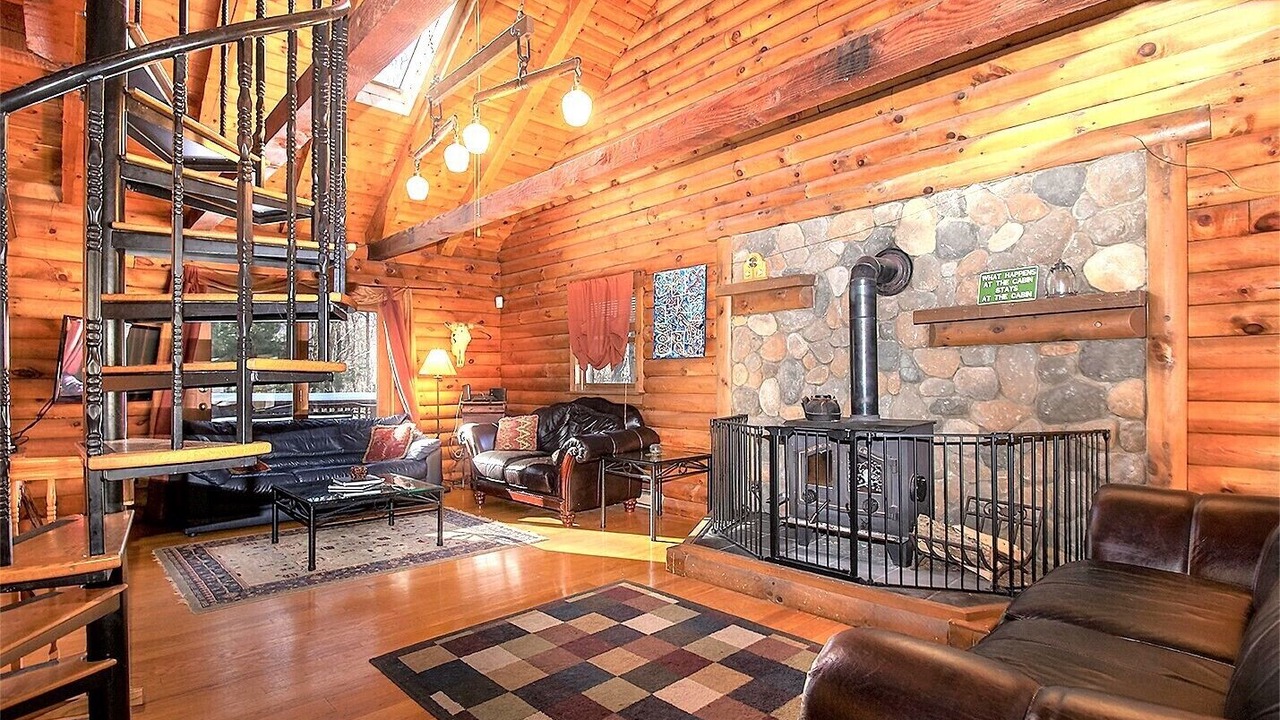 Photo of Livingroom in Little Valley