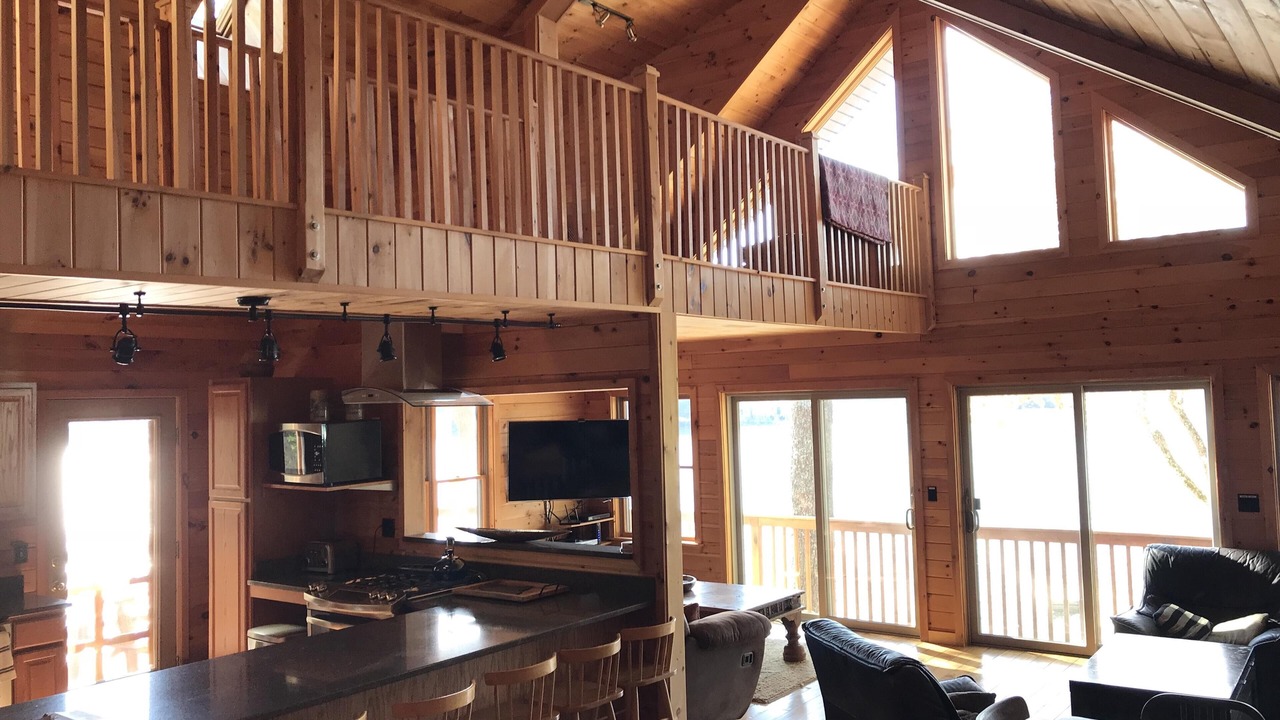 Photo of Livingroom in Ellsworth