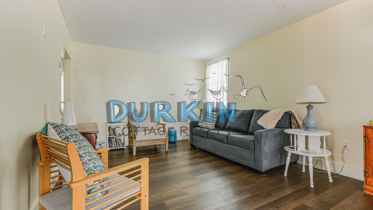 Photo of Livingroom in Narragansett