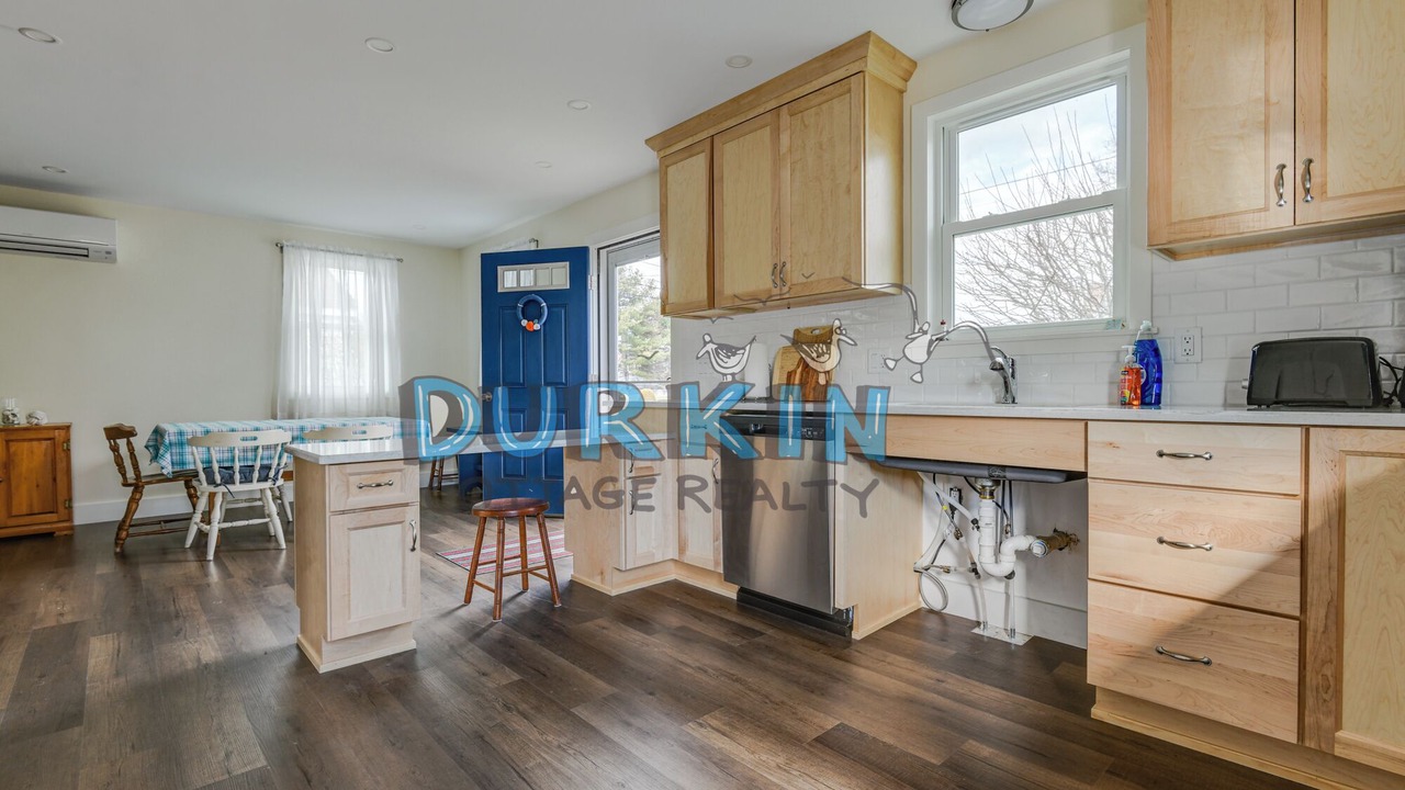 Photo of Kitchen in Narragansett
