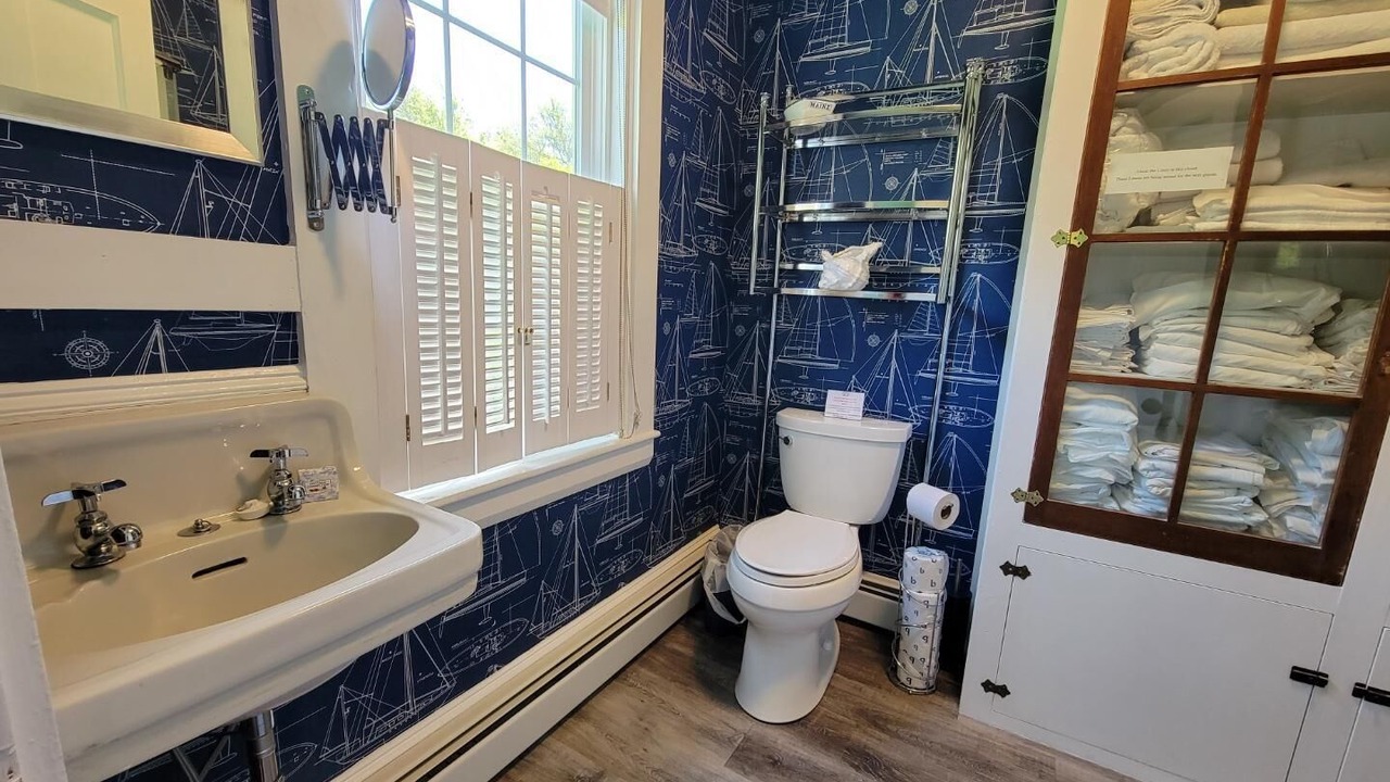 Photo of Bathroom in East Boothbay