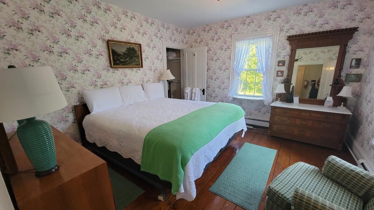 Photo of Bedroom in East Boothbay