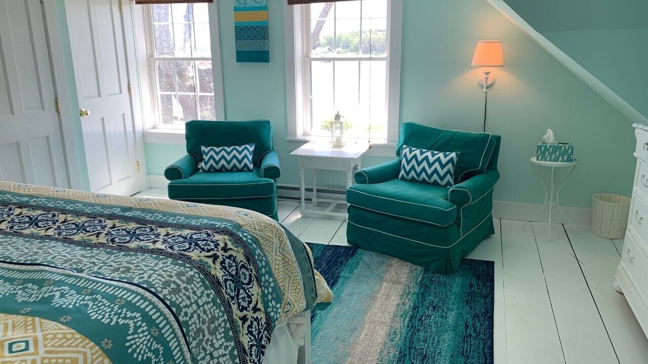 Photo of Bedroom in Round Pond