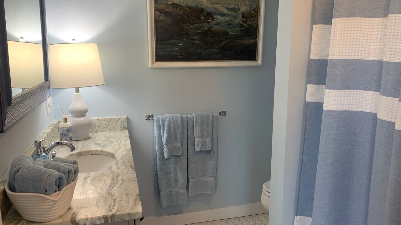 Photo of Bathroom in Round Pond
