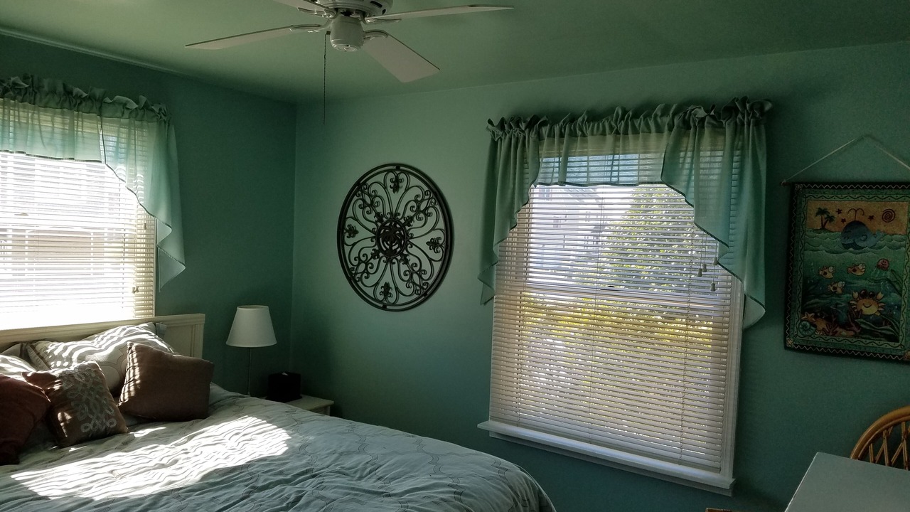 Photo of Bedroom in Edgewater Acres