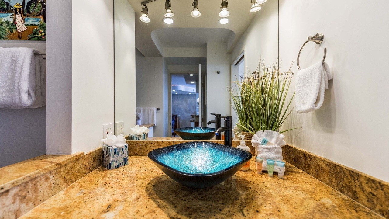 Photo of Bathroom in Kahana