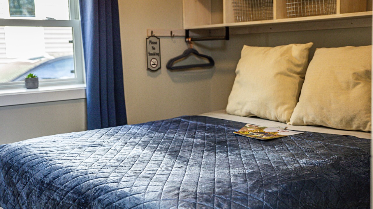 Photo of Bedroom in Geneva-on-the-Lake