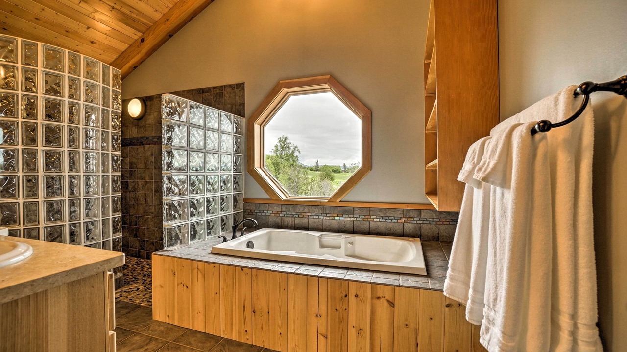 Photo of Bathroom in Kachemak