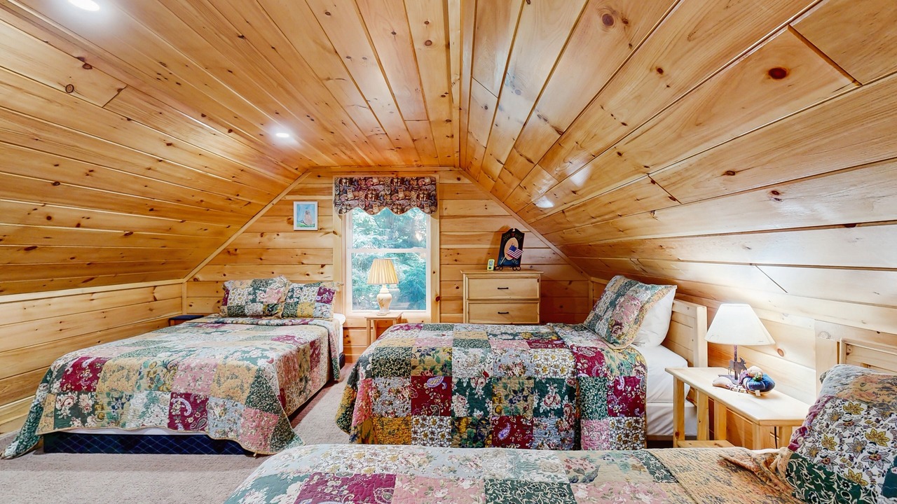 Photo of Bedroom in Beaver Cove