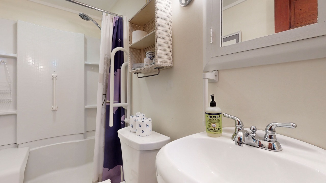 Photo of Bathroom in Bayville