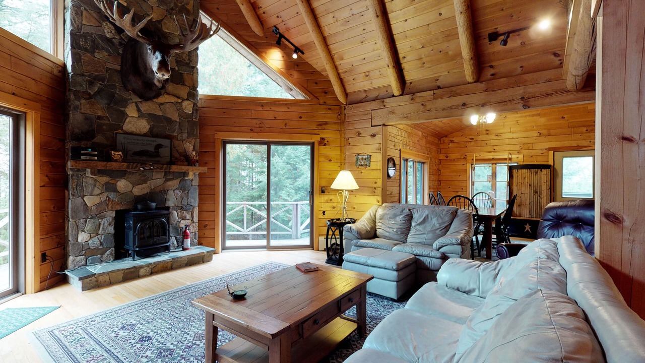 Photo of Livingroom in Greenville Junction