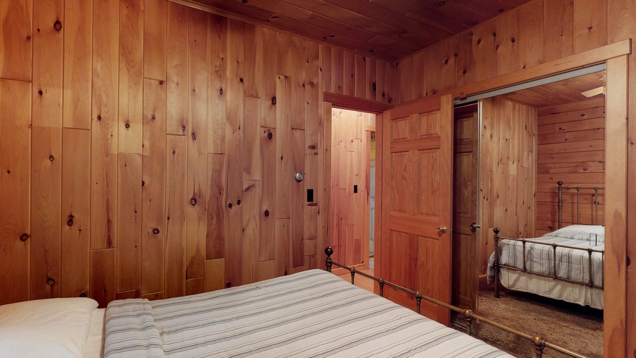 Photo of Bedroom in Greenville Junction