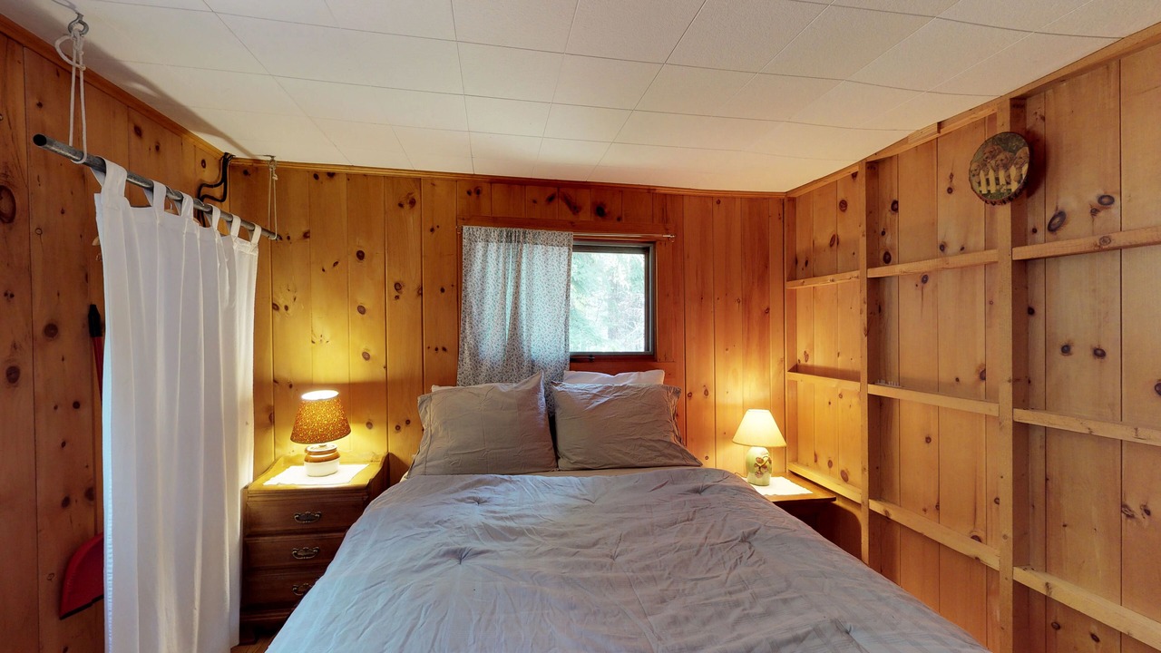 Photo of Bedroom in Northeast Somerset