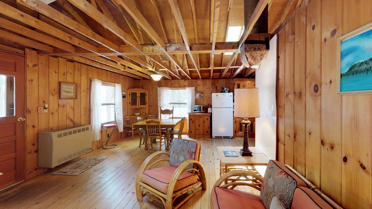 Photo of Livingroom in Northeast Somerset