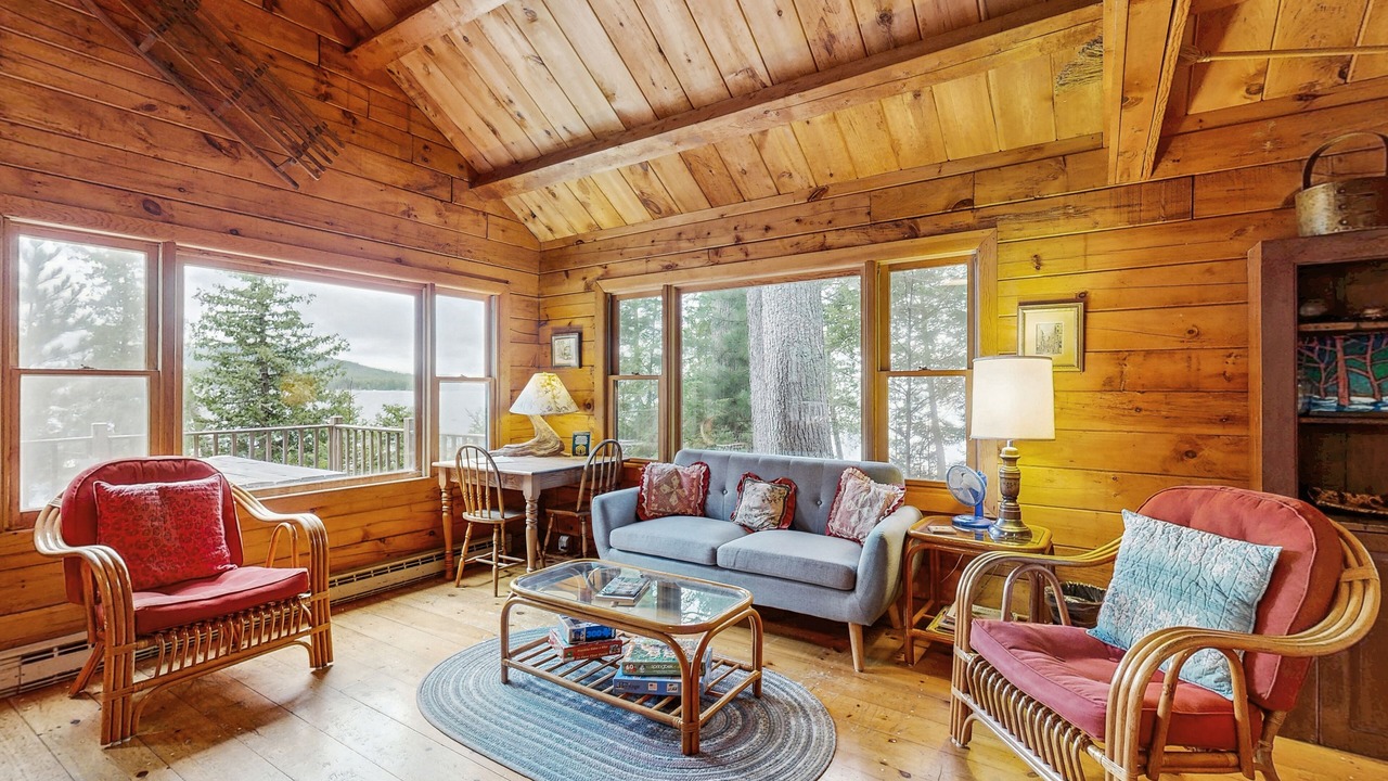 Photo of Livingroom in Beaver Cove