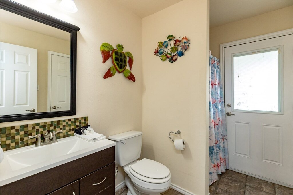 Photo of Bathroom in City-by-the Sea
