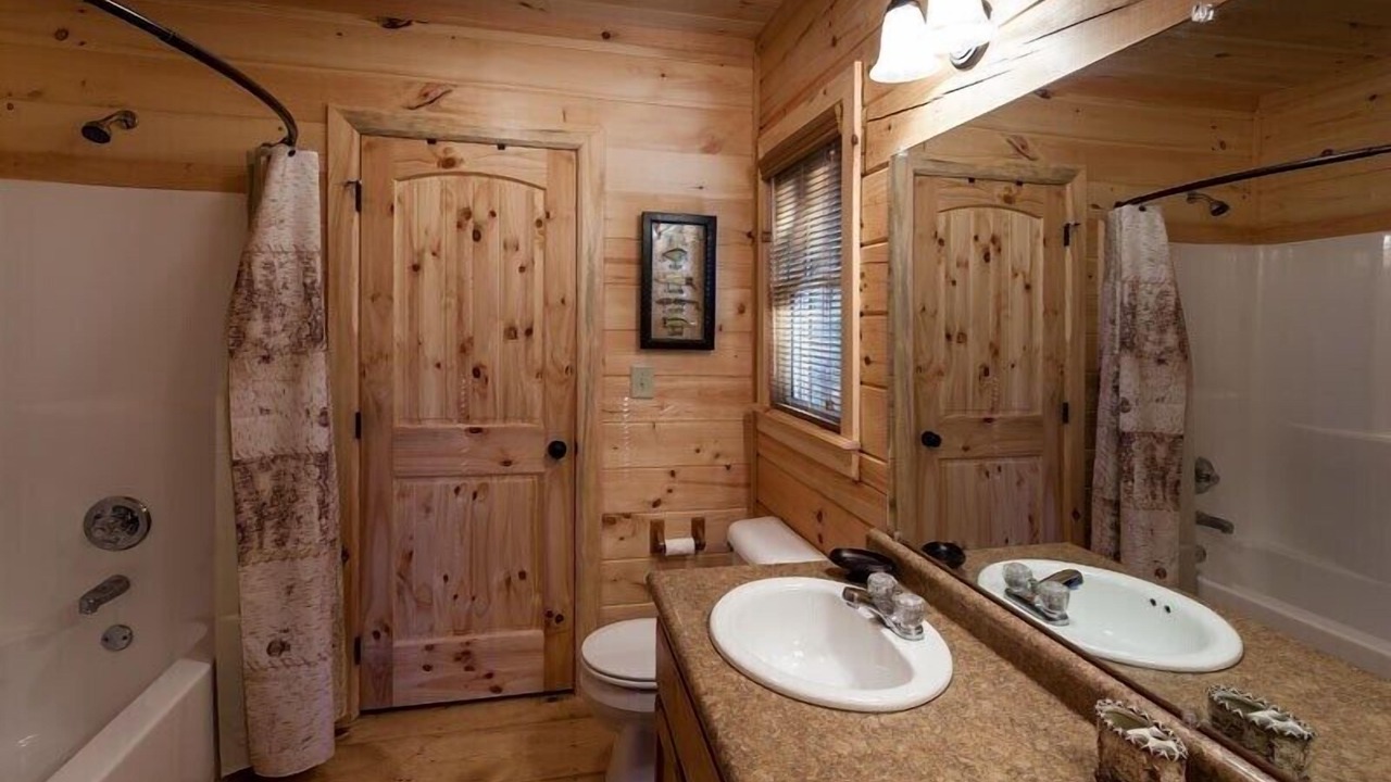Photo of Bathroom in Ellijay