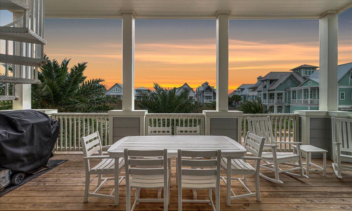Photo of Patio Balcony in Cinnamon Shore