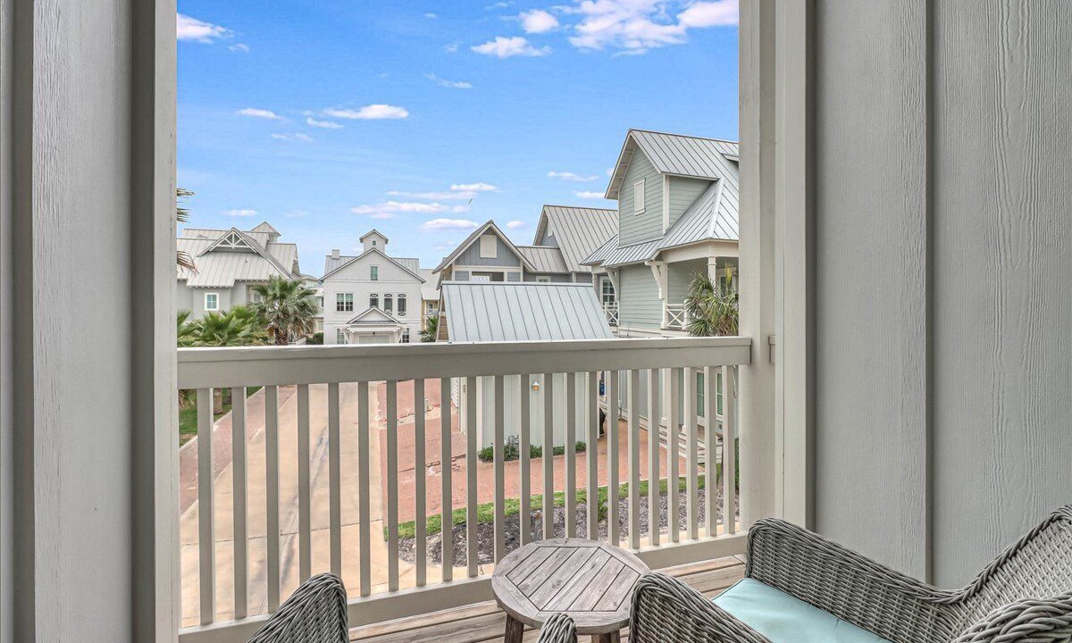 Photo of Patio Balcony in Cinnamon Shore