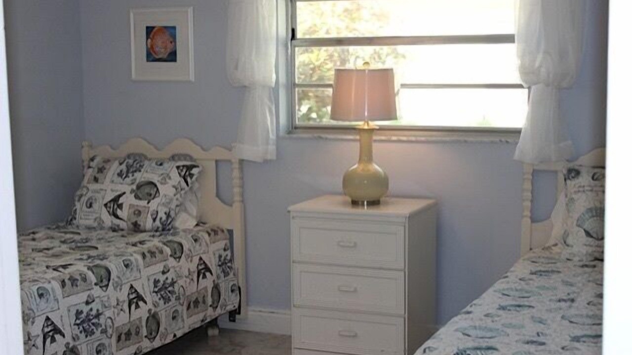 Photo of Bedroom in Naples Park