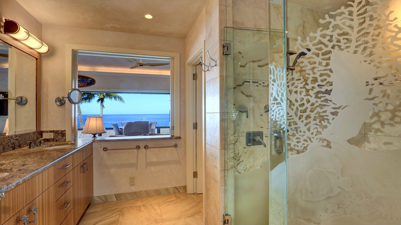 Photo of Bathroom in Wailea