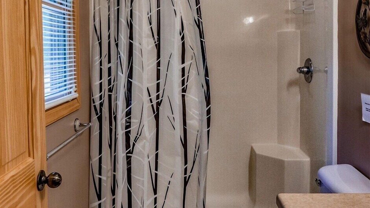 Photo of Bathroom in Eagle Mountain