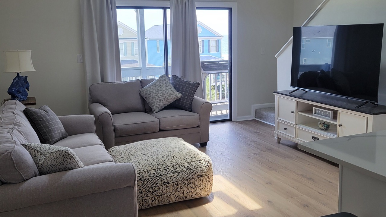 Photo of Livingroom in Surfside Beach