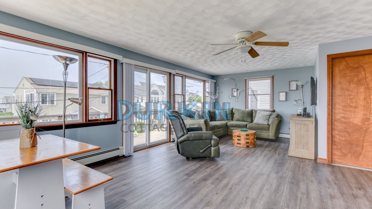 Photo of Livingroom in Point Judith