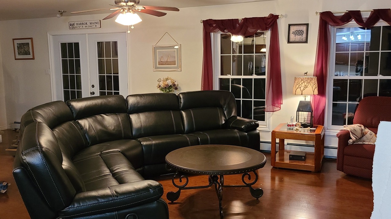 Photo of Bedroom in Salsbury Cove