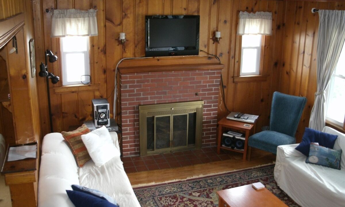 Photo of Bedroom in Eastward Look