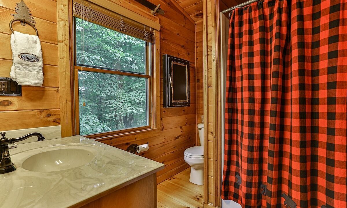 Photo of Bathroom in Ellijay