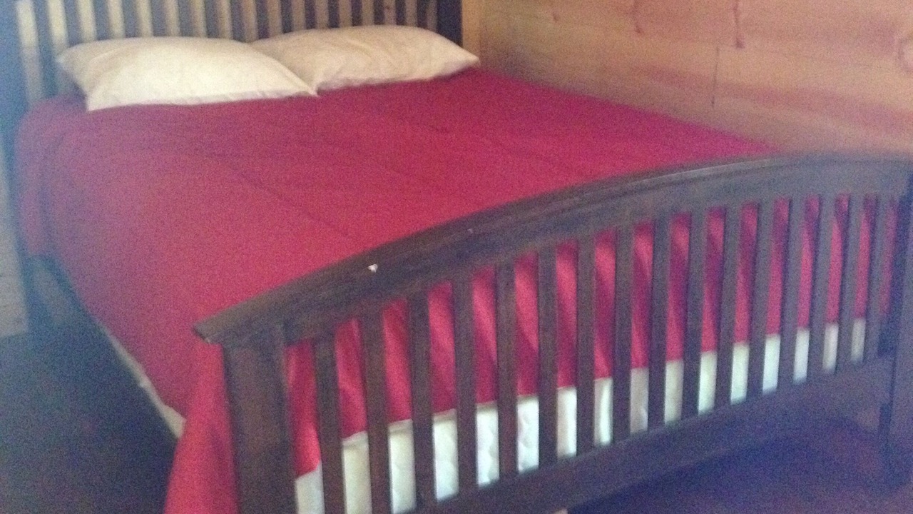 Photo of Bedroom in Lake Desolation