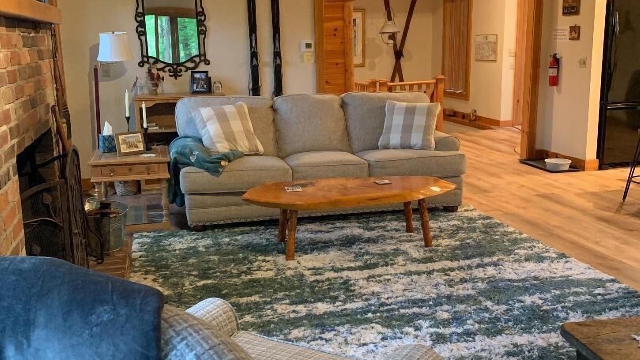 Photo of Livingroom in Ellicottville