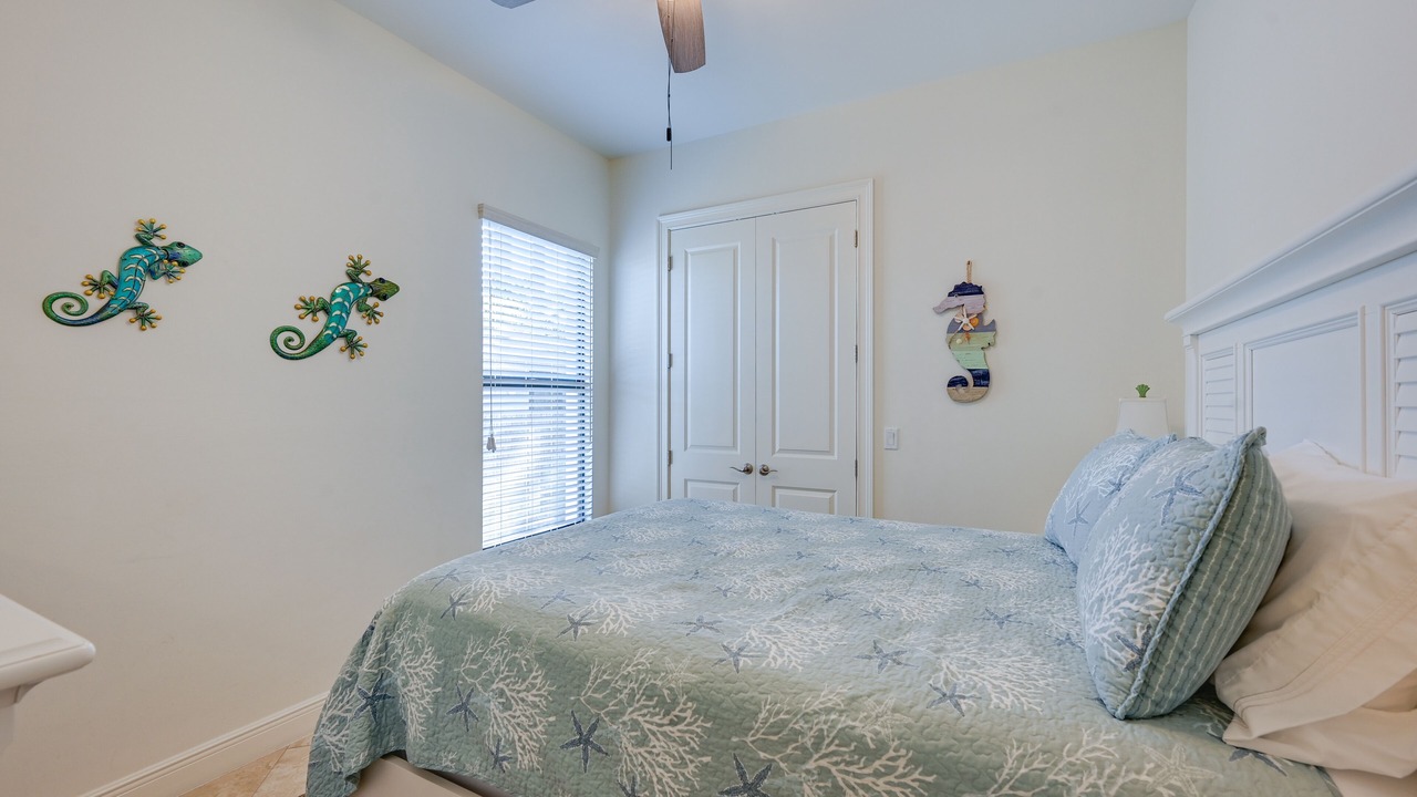 Photo of Bedroom in Naples Park