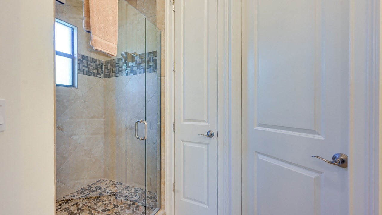 Photo of Bathroom in Naples Park